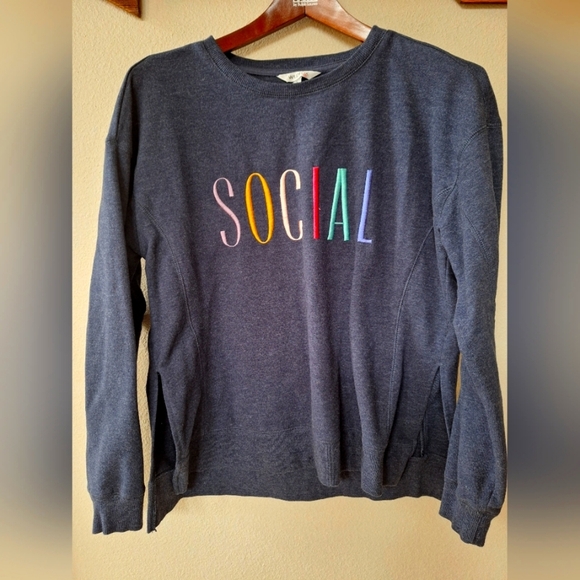 Wildfox Womens Embroidered Navy Sweatshirt  Crew Neck Size S - Picture 1 of 7